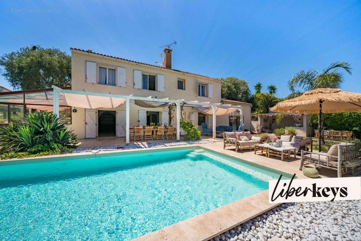 Villa d'Exception entièrement rénovée I Saint-Paul-de-Vence - photo 4