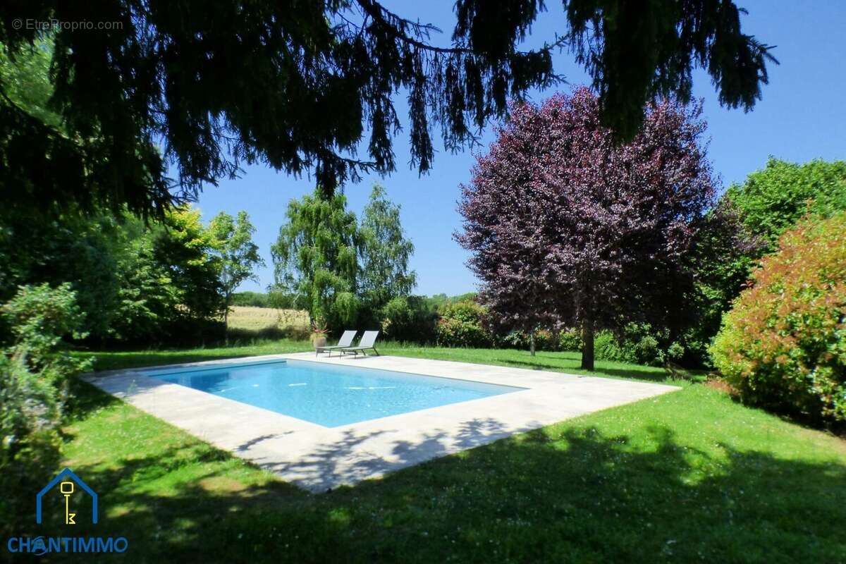 Maison à MOUILLERON-EN-PAREDS