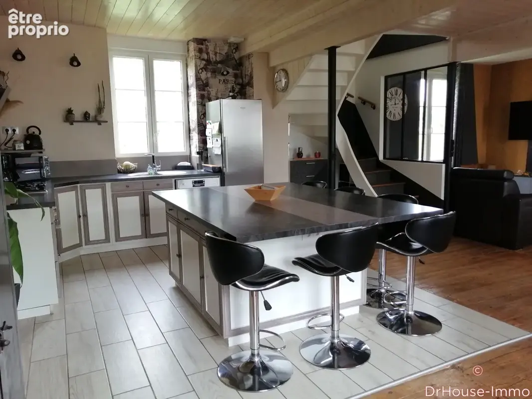 Maison 6 pièces 131 m² à vendre à Gorron (53120) - photo 8