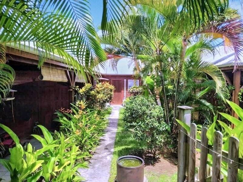 Maison à SAINTE-ANNE