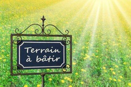 Terrain à HONDEGHEM