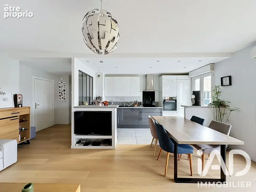 Photo 1 - Appartement à LYON-9E