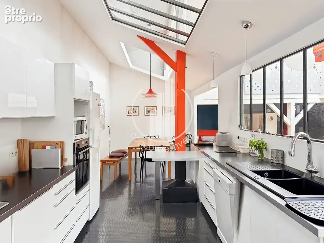 Loft Paris 19e -7 chambres - 327 m2 - photo 4