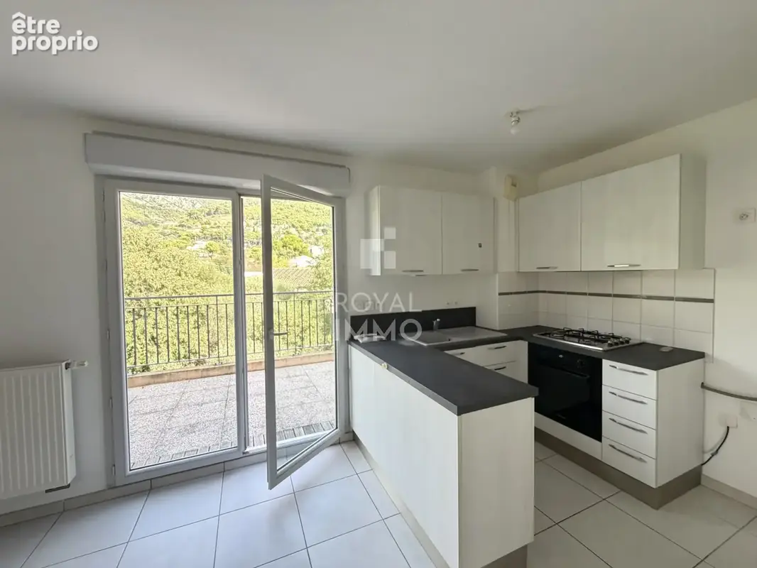Toulon est bas ortolan t3 dernier etage + terrasse + parking - photo 4