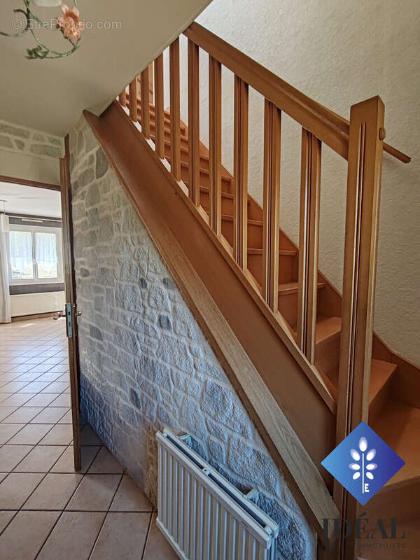 Maison à GOMMECOURT