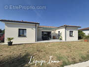 Maison à MONTAIGUT-SUR-SAVE