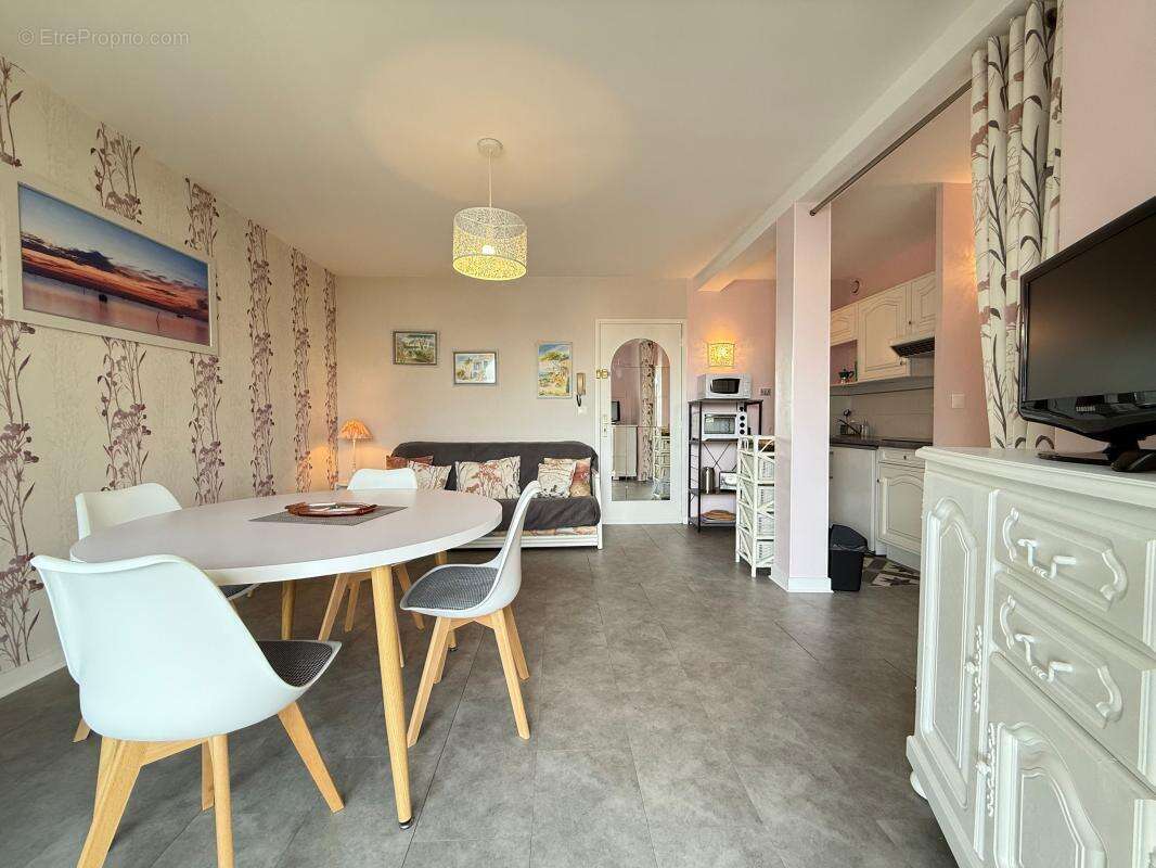 Appartement à VAUX-SUR-MER
