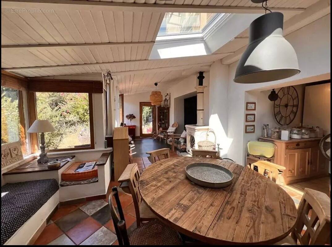 Maison à CLERMONT-FERRAND