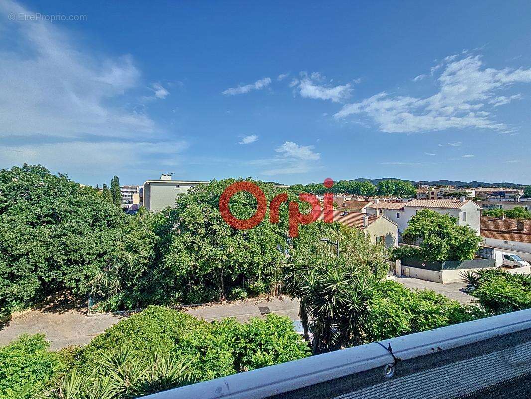 Appartement à SIX-FOURS-LES-PLAGES