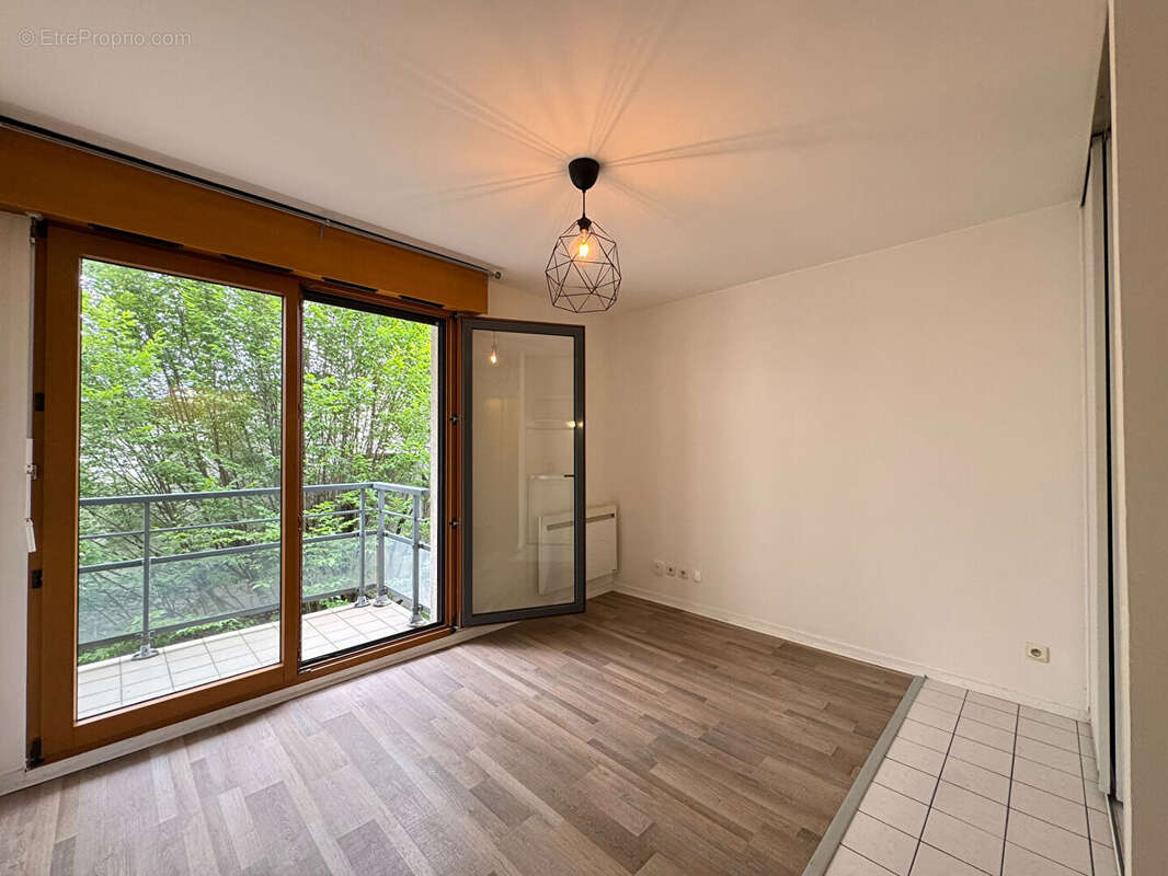 Studio avec balcon - 23.3 m² - Reims secteur Moissons - photo 2