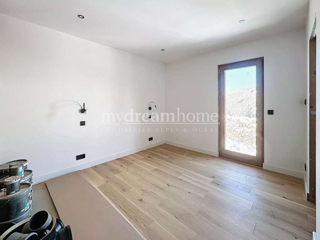 Maison à CREST-VOLAND