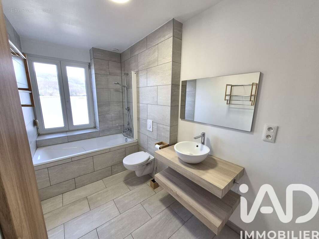 Appartement 106 m² à Gorcy  - photo 4