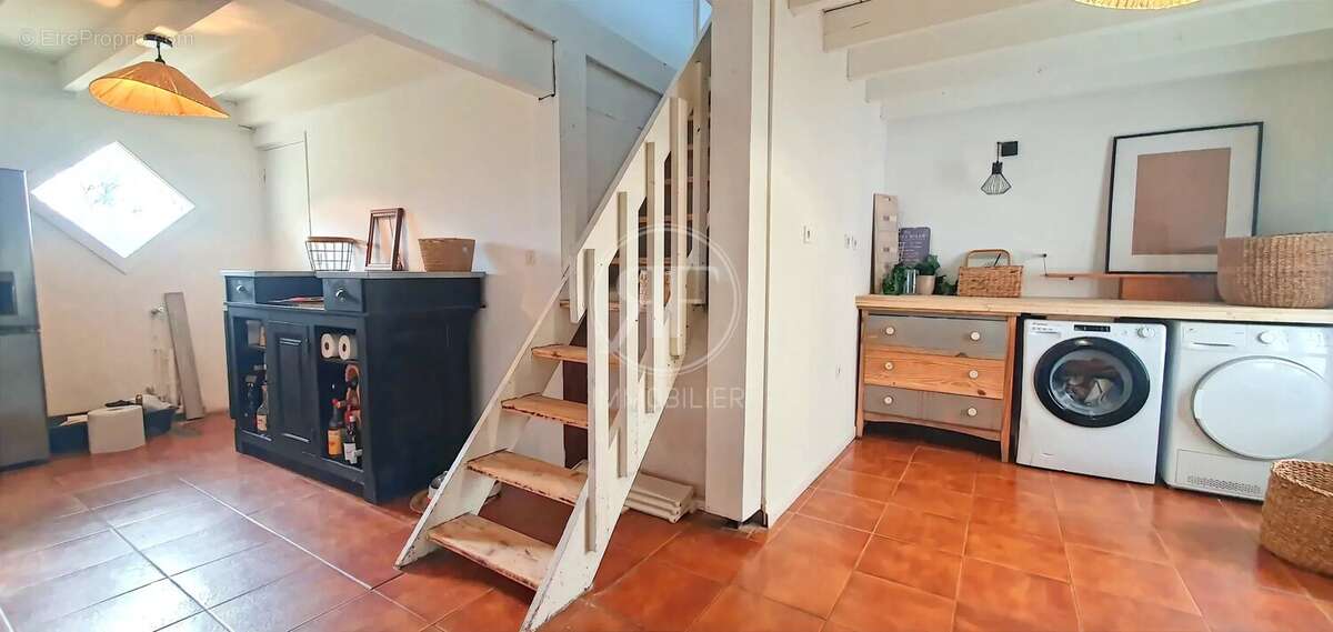 Maison à LALANDE-DE-POMEROL