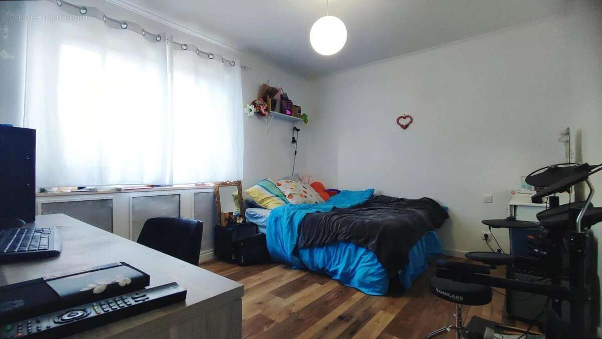 Maison à TROIS-PALIS