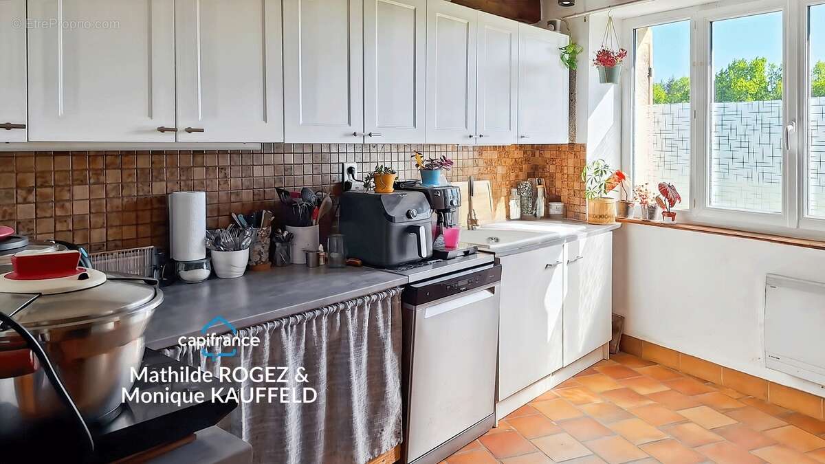 Maison 97 m² + 2ème maison à rénover – 6000 m² terrain – Saint-Gervais-sous-Meymont - photo 13