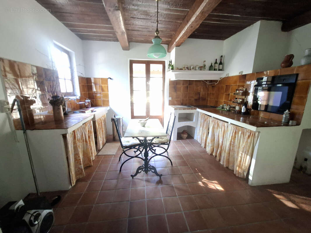 Rare propriété 7000 m2 de terrain tranquillité absolue, villa T4/5 de 157 m2 au calme proche des commodité à 5 - photo 6
