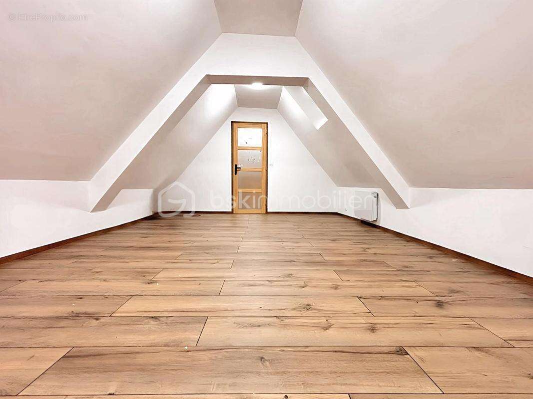 Appartement à ESCAUDAIN