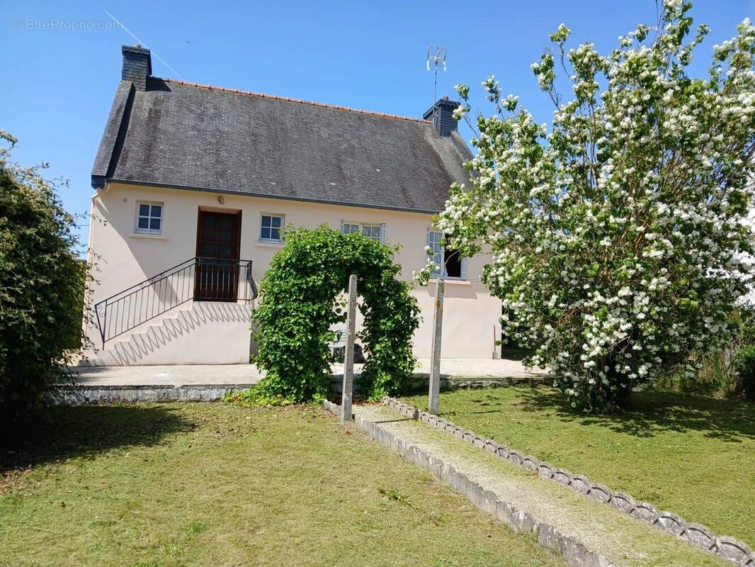 Maison à GUINGAMP
