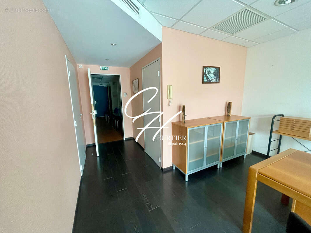 Commerce à ECHIROLLES