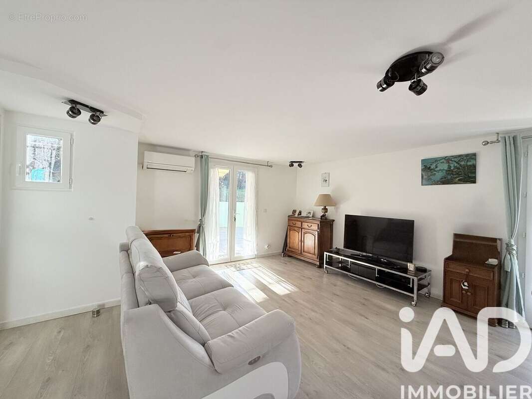 Photo 2 - Maison à MANOSQUE