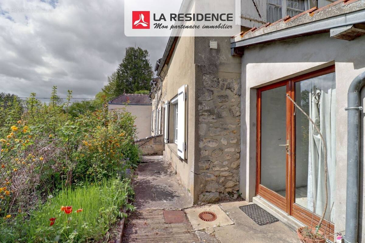 Maison 127 m² à Magny-En-Vexin  - photo 1