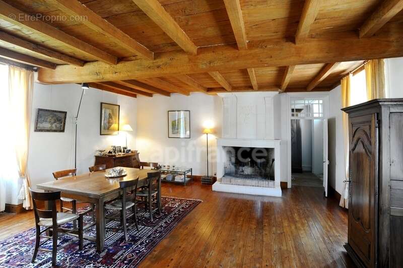 Propriete à vendre 8 pièces COGNAC (16) - photo 10
