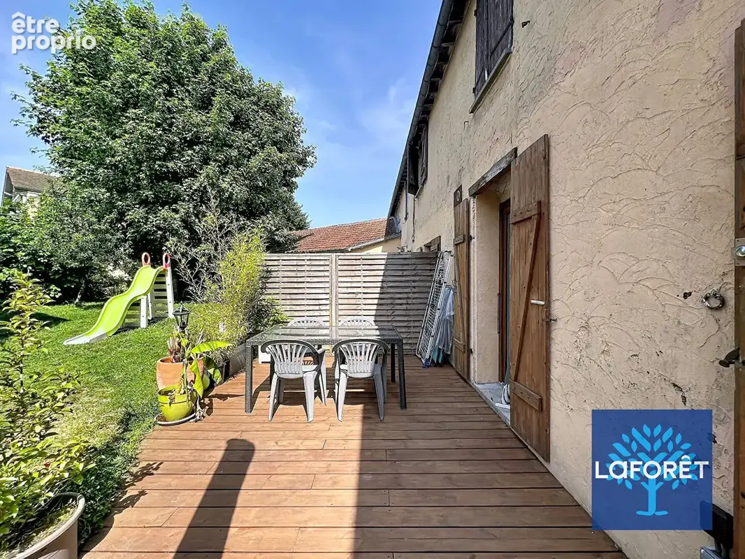 Photo Appartement à Saint-Vrain au prix de 175 000€