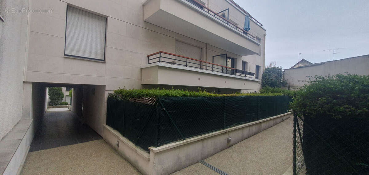 Appartement à COLOMBES