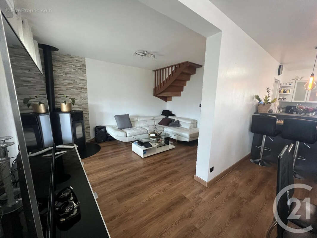 Maison 130 m² à Vauciennes  - photo 2