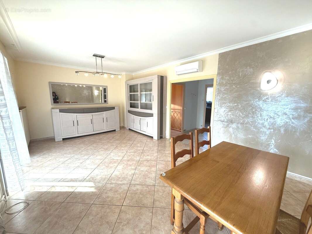 Maison 120 m² à Romans-Sur-Isere  - photo 2