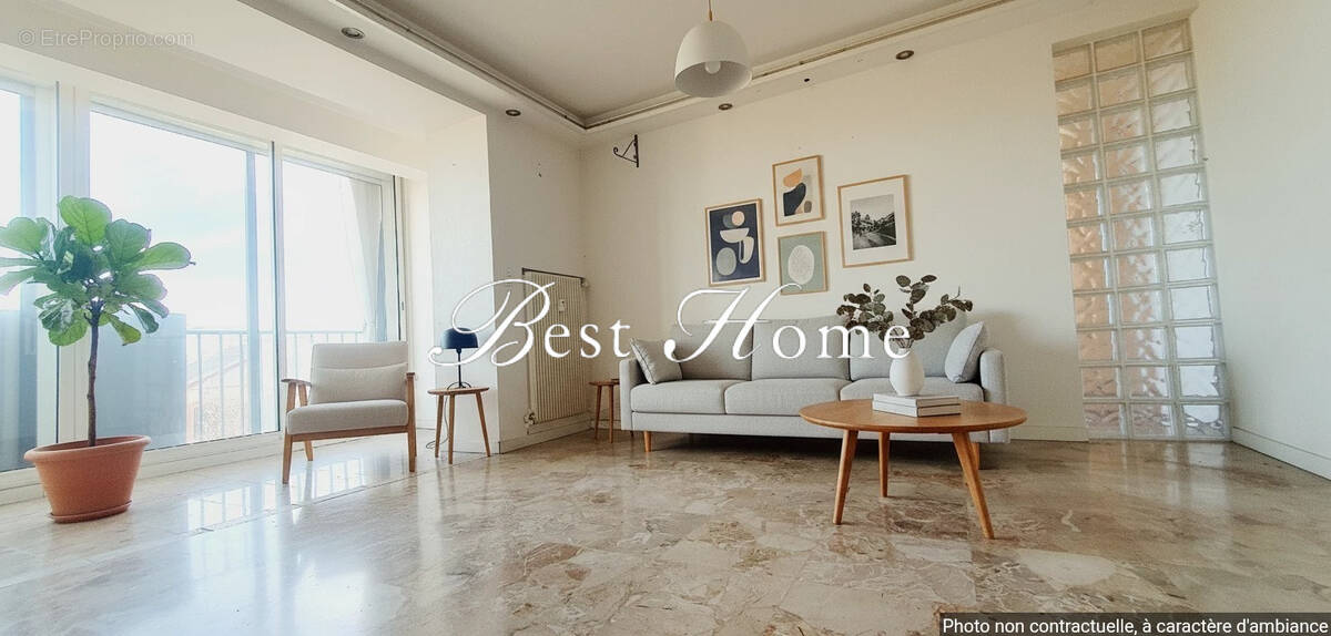 Appartement à NIMES