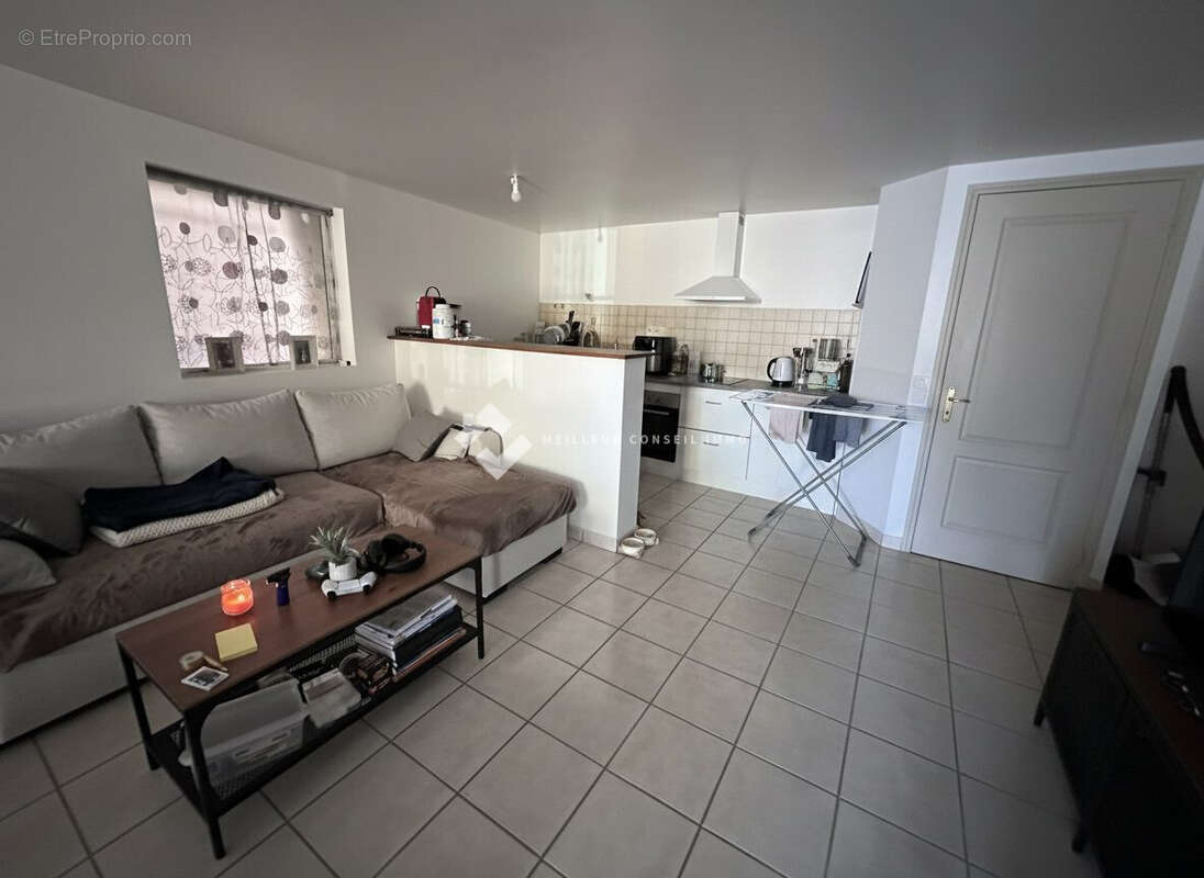 Appartement 165 m² à Beauregard-L'eveque  - photo 3