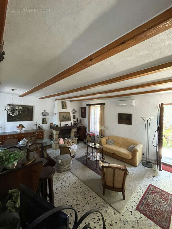 Maison 84 m² à Carros  - photo 6