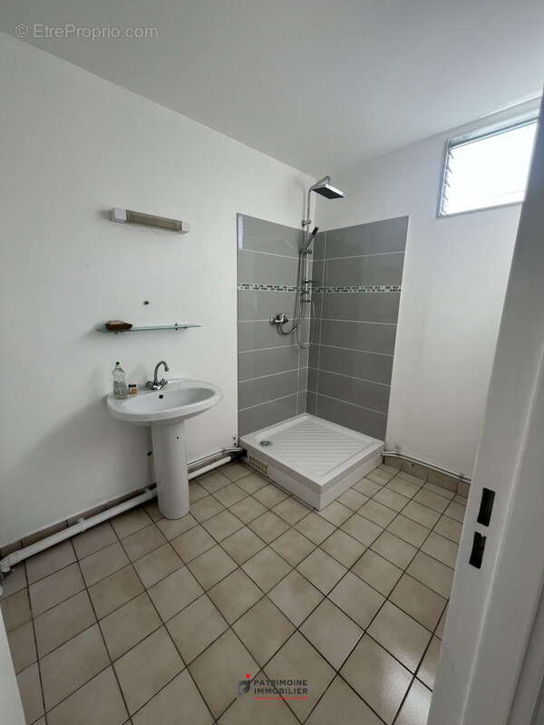 Appartement à BAIE-MAHAULT