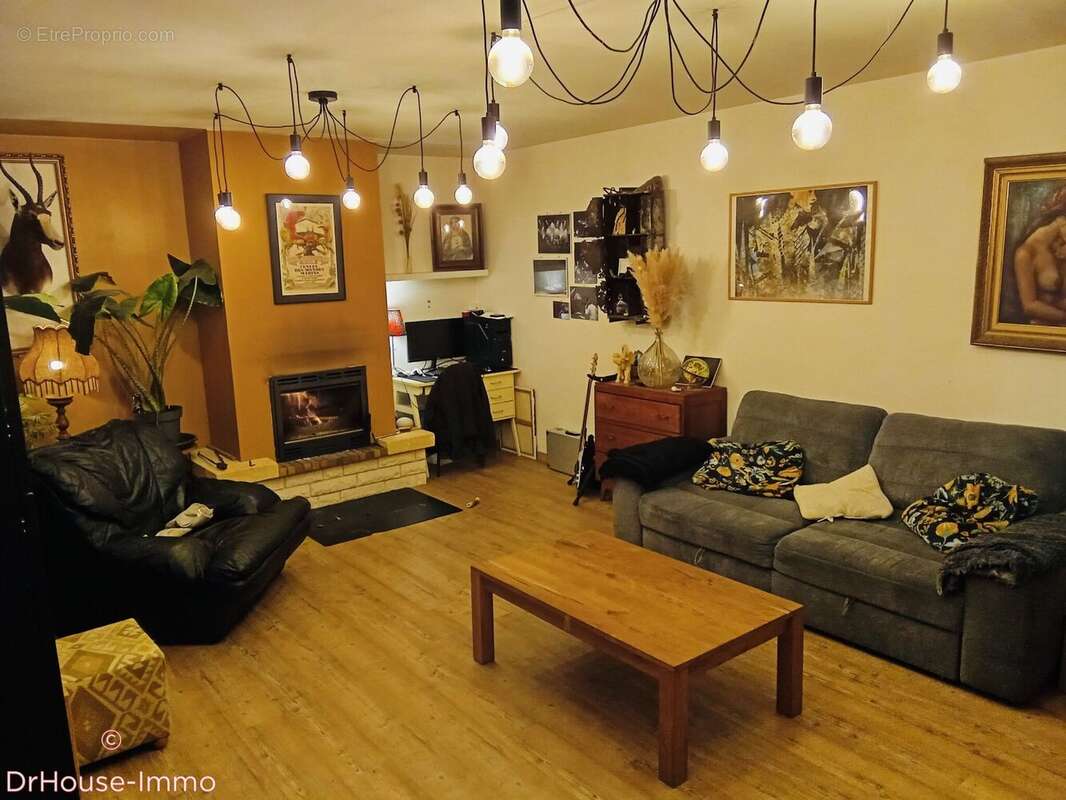 Maison à VILLAMBLARD