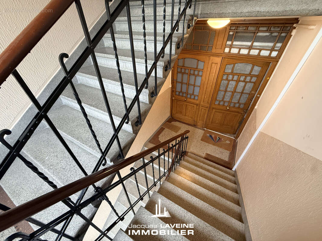 Metz-triangle impérial appartement 4 pieces + combles aménageables - photo 12