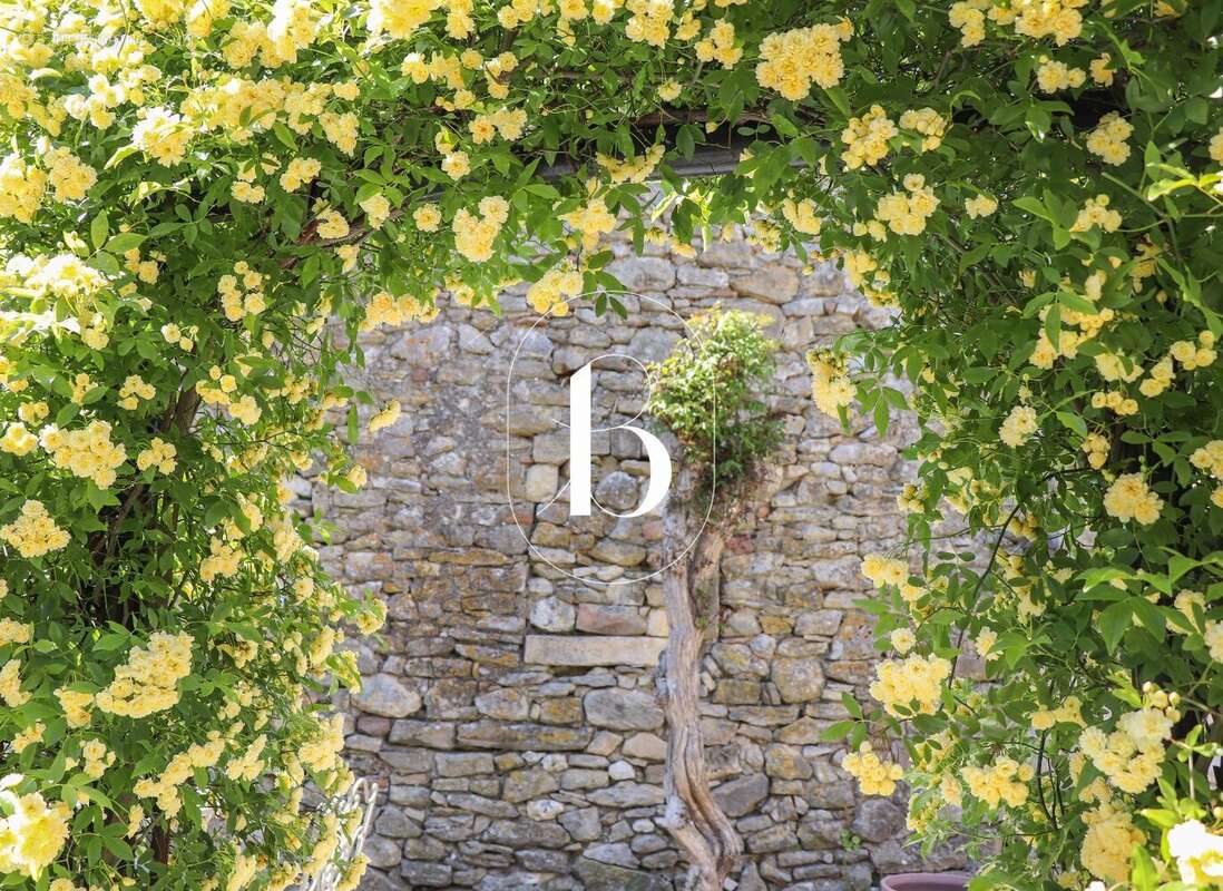 Maison à GOUDARGUES