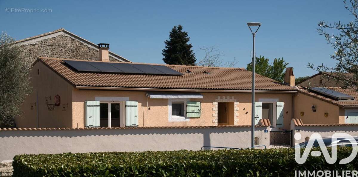 Photo 2 - Maison à PIERRELATTE