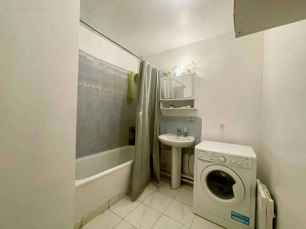 Appartement à VIGNEUX-SUR-SEINE