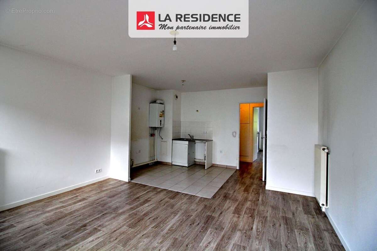Appartement à LES MUREAUX