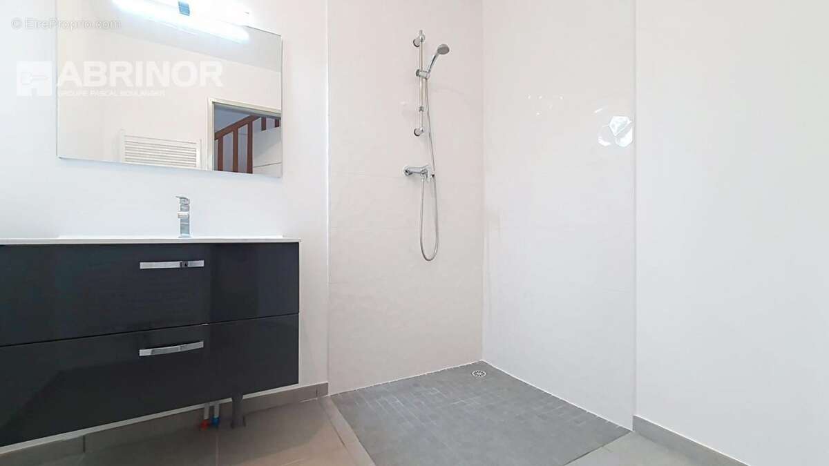 Maison à BOURGHELLES