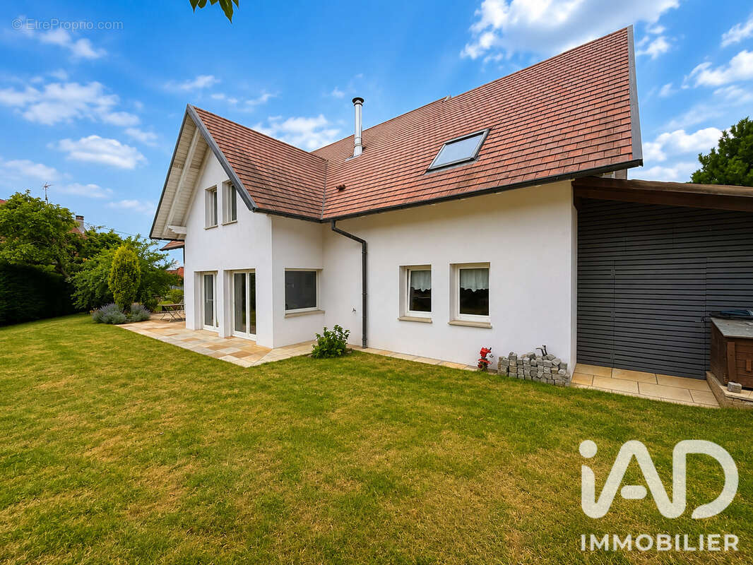 Maison 300 m² à Koestlach  - photo 5