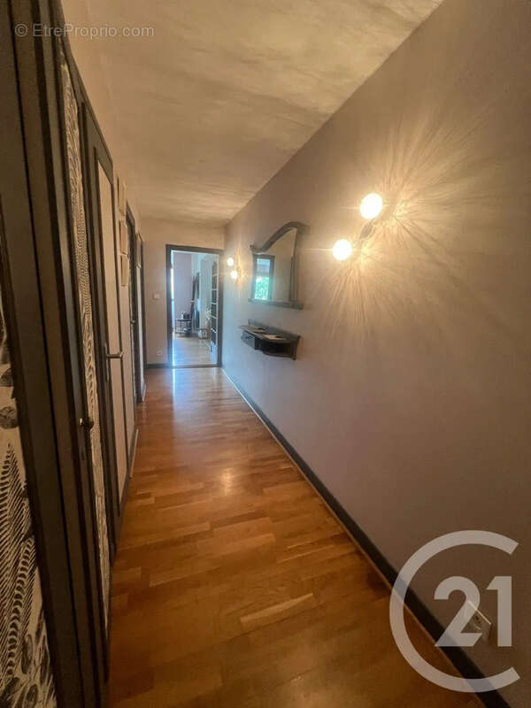 Appartement 117 m² à Aurillac  - photo 7