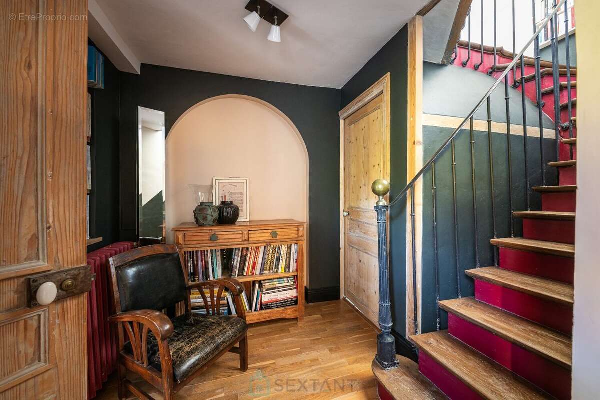 A coeur de Mennecy, voici une charmante maison de caractère (1860), entièrement rénovée. - photo 14