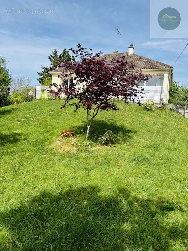 Maison à EGREVILLE
