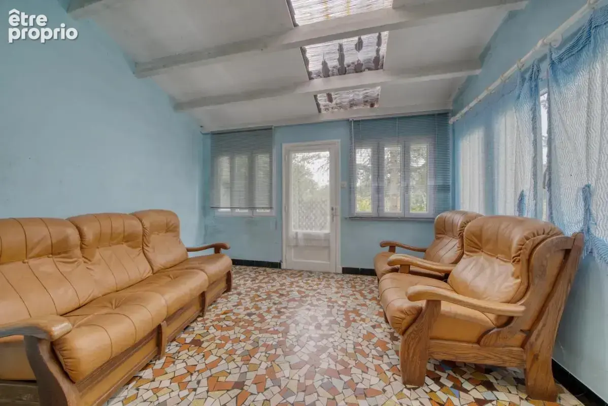 Maison en Pierre 5 pièces de 119 m² à Genouillé - photo 5