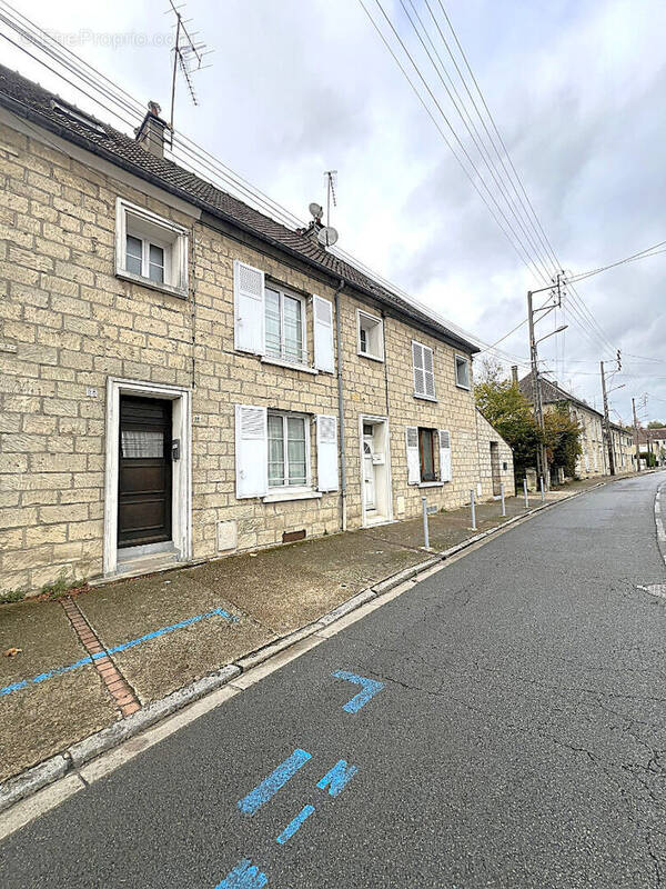 Maison à SAINT-MAXIMIN