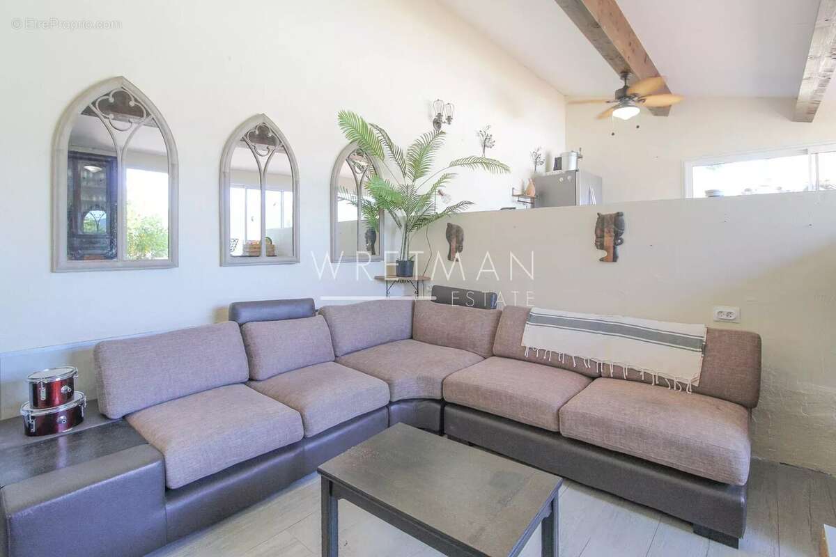 Magnifique villa familiale de 6 chambres, belle piscine et pool house, vues panoramiques à couper le souffle - Peyminade - photo 17
