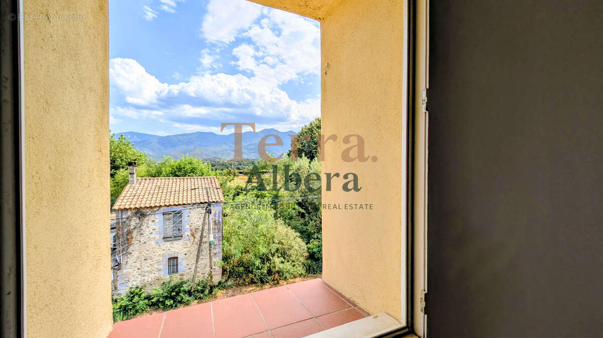 Appartement à MONTESQUIEU-DES-ALBERES