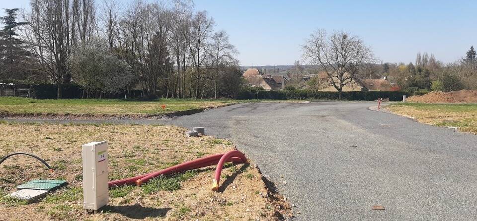 Terrain à LA GUIERCHE